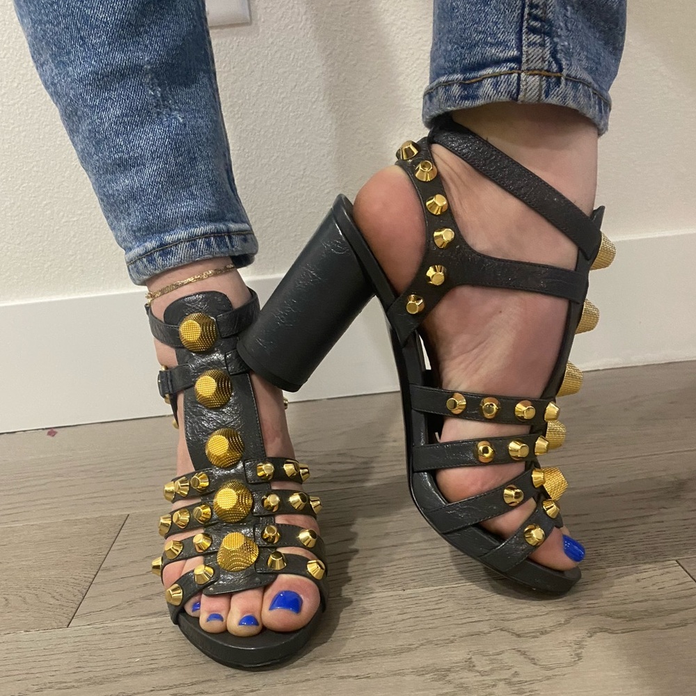 ❌SOLD❌ Balenciaga Giant Gold Studded Arena Heels - Picture 3 of 8